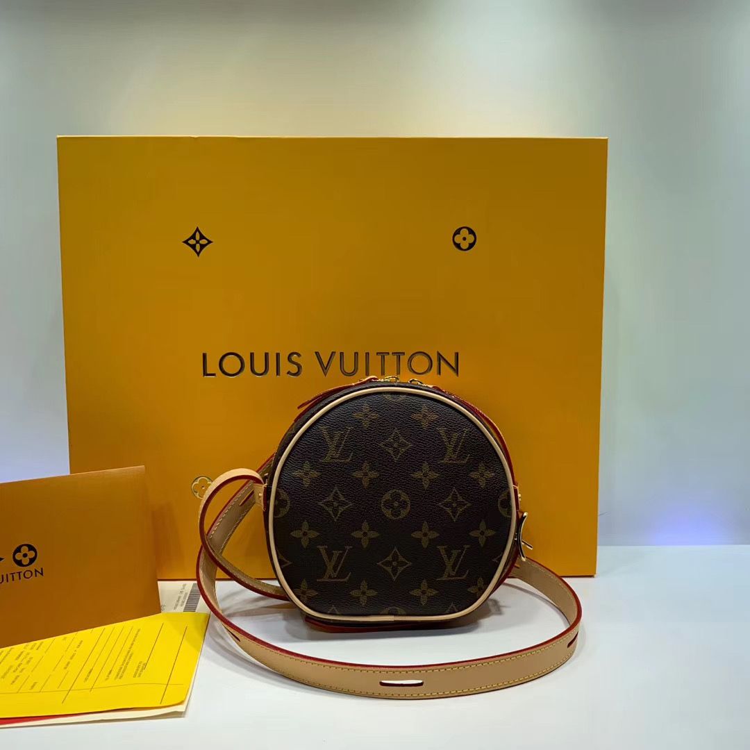 LV Boite Chapeau Souple 18 cm