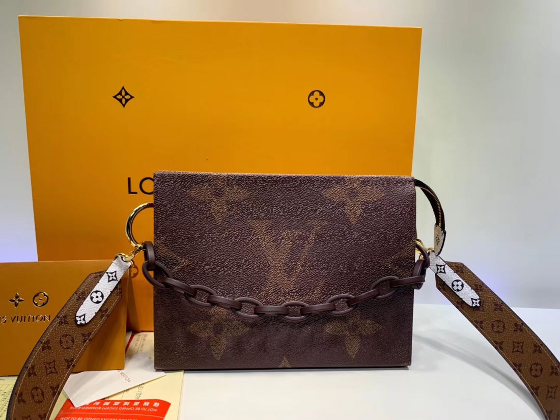 Клатч Louis Vuitton Toilet Pouch