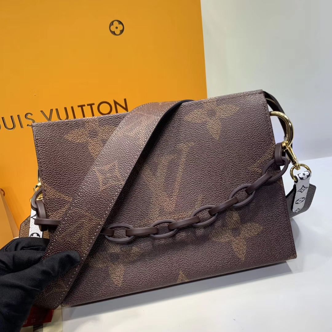Клатч Louis Vuitton Toilet Pouch