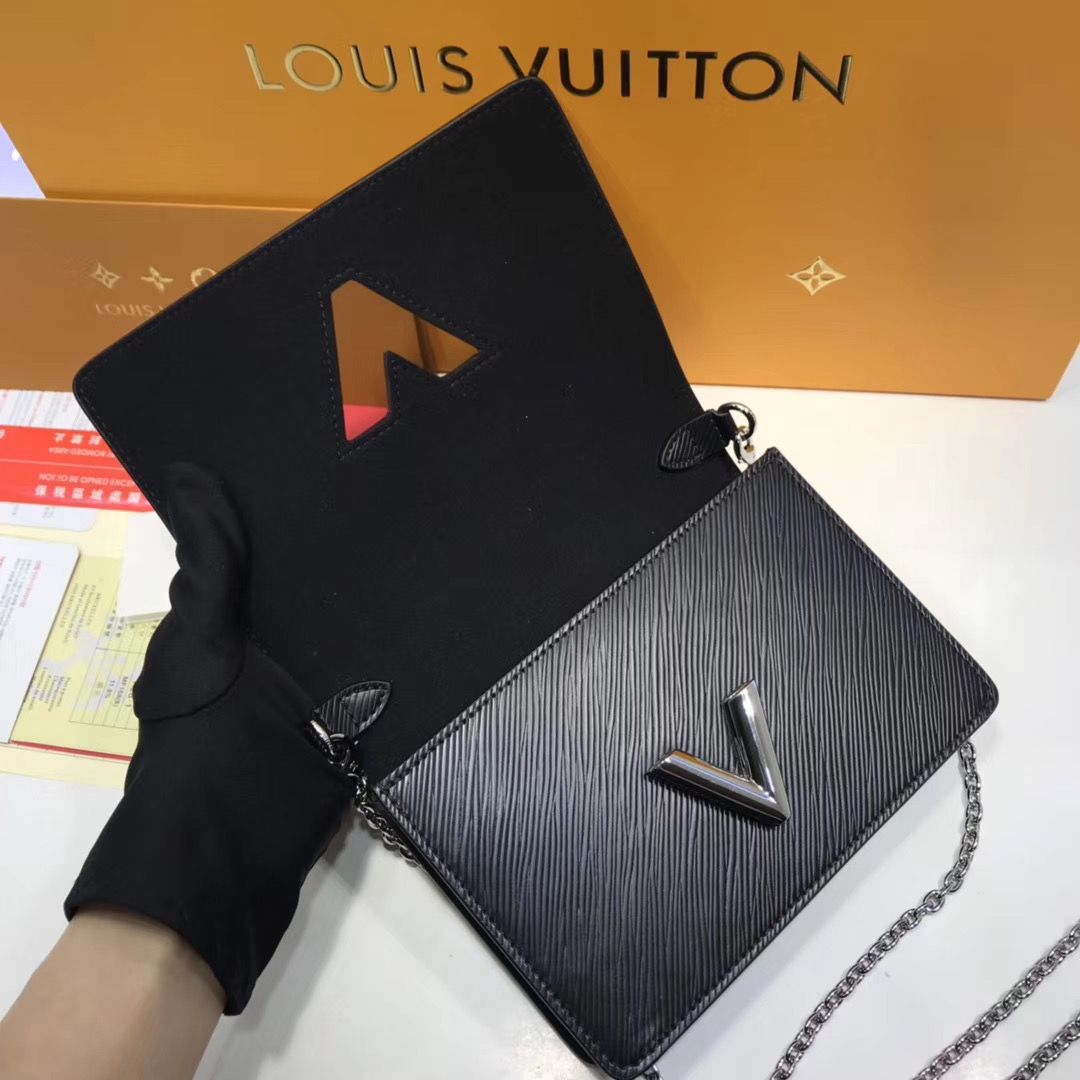 Клатч Louis Vuitton Twist Belt