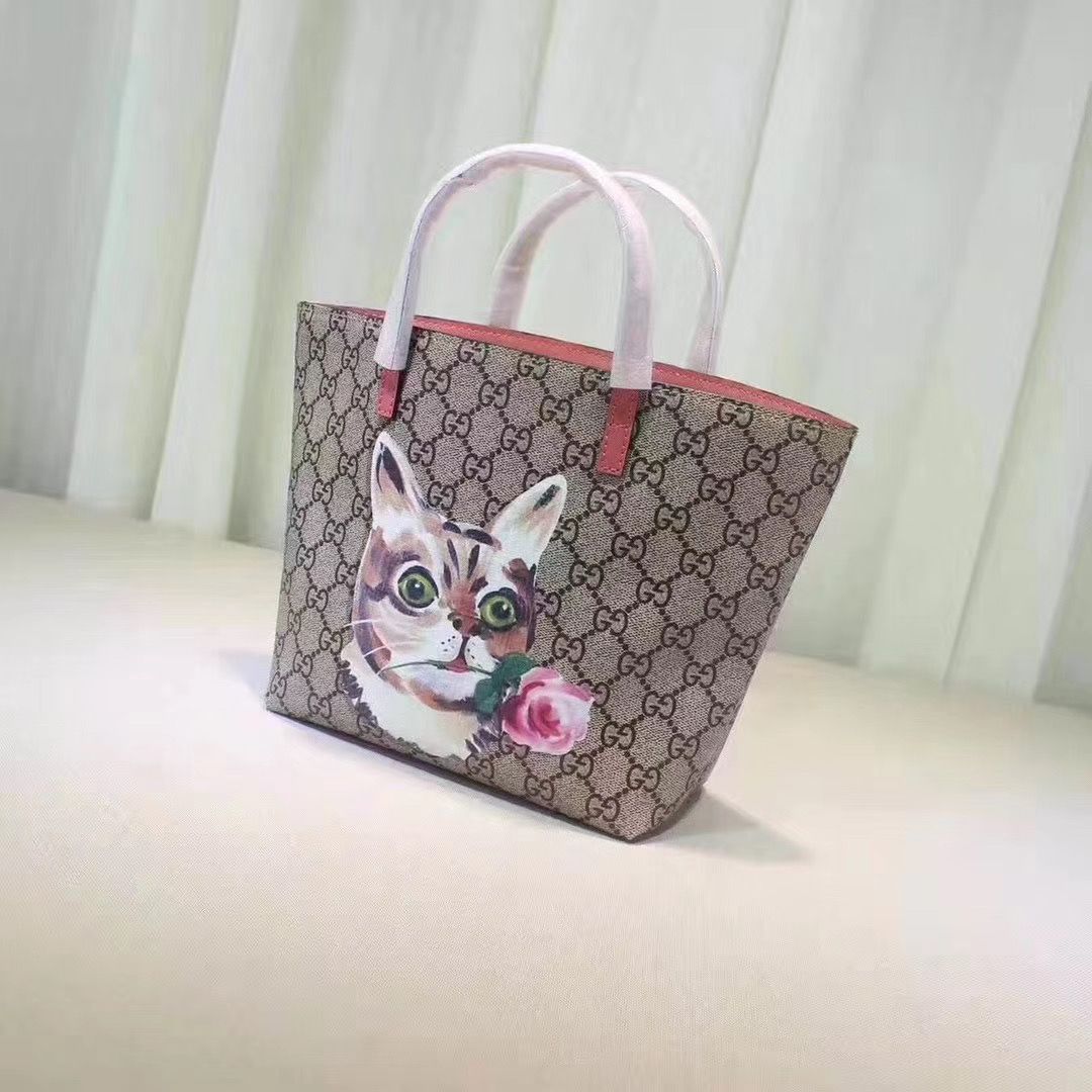 Gucci 21 x 20 x 10 cm