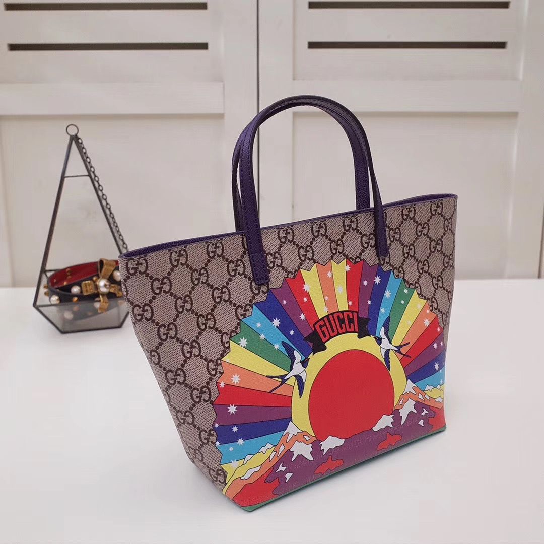 Gucci 21 x 20 x 10 cm