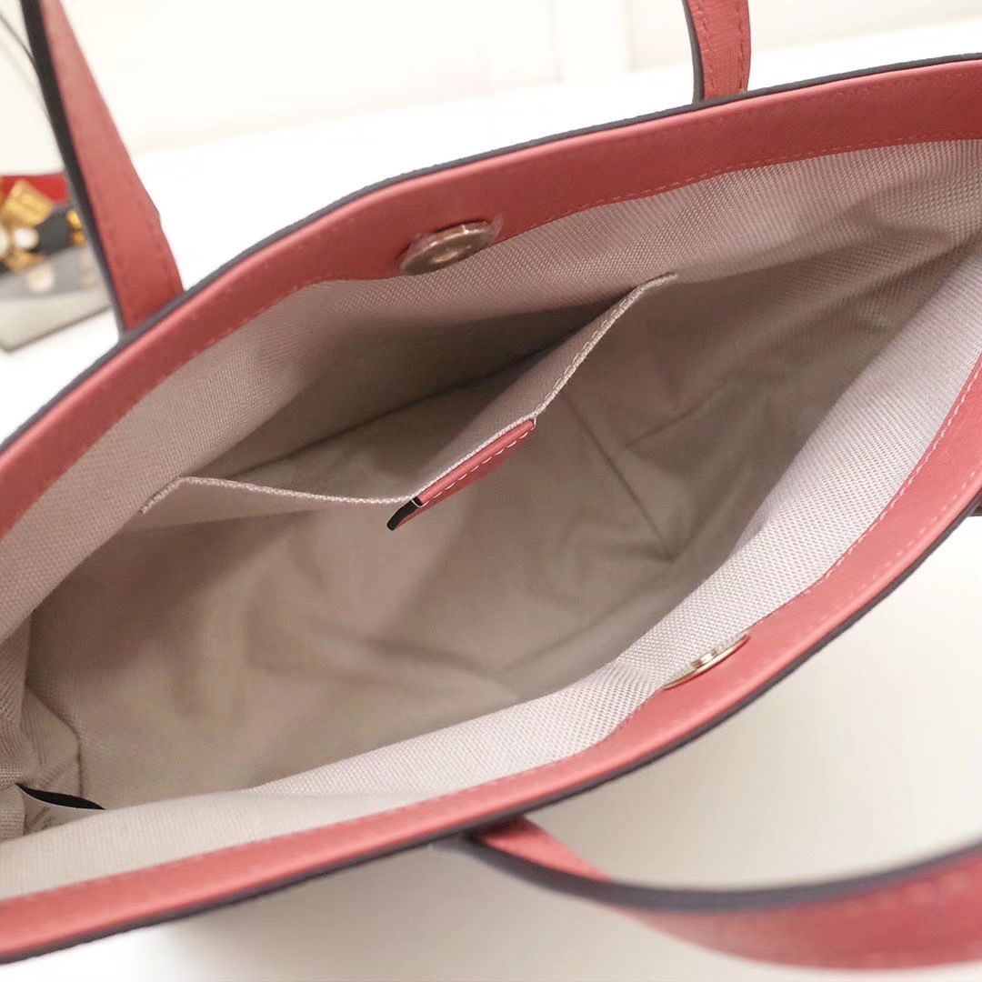 Gucci 21 x 20 x 10 cm