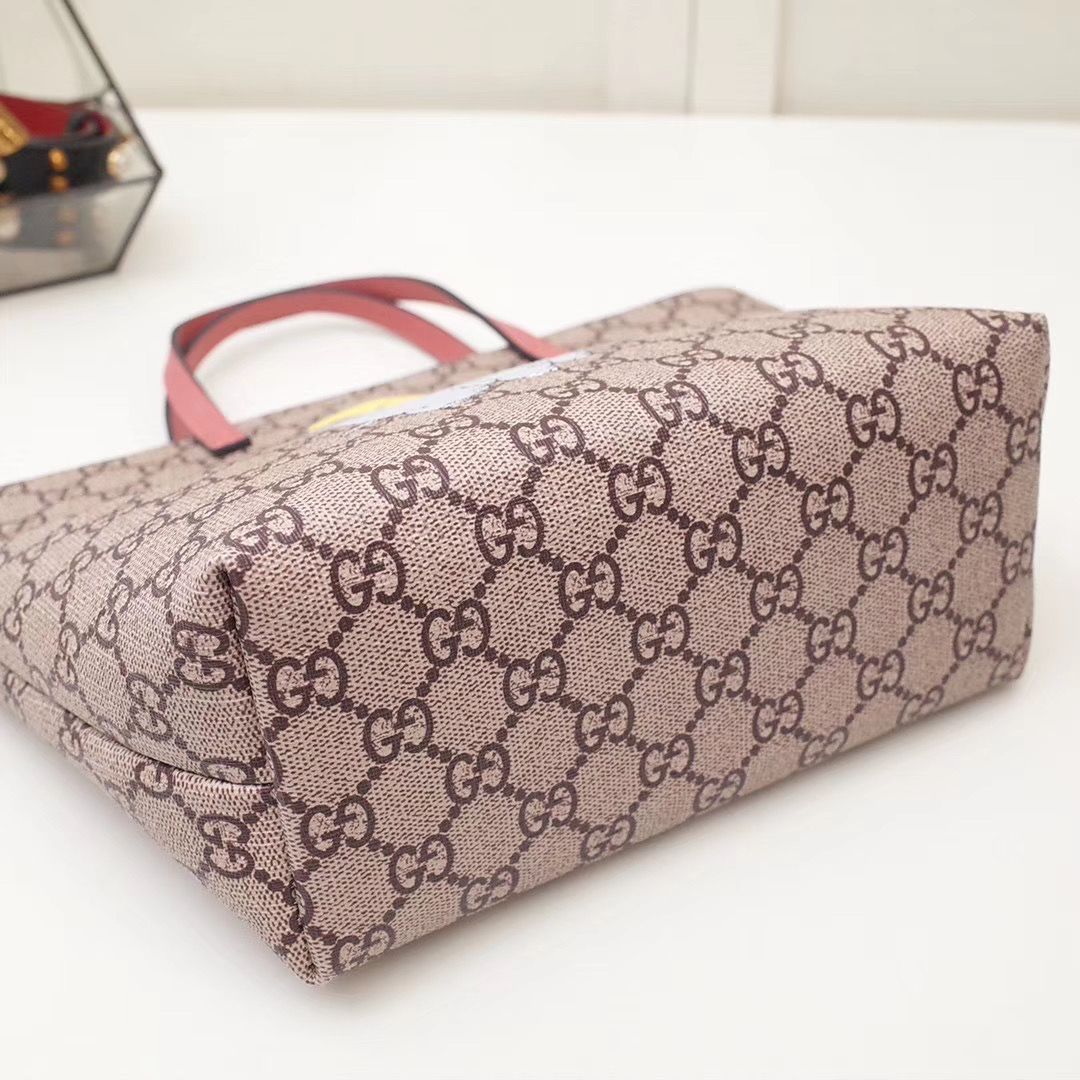 Gucci 21 x 20 x 10 cm