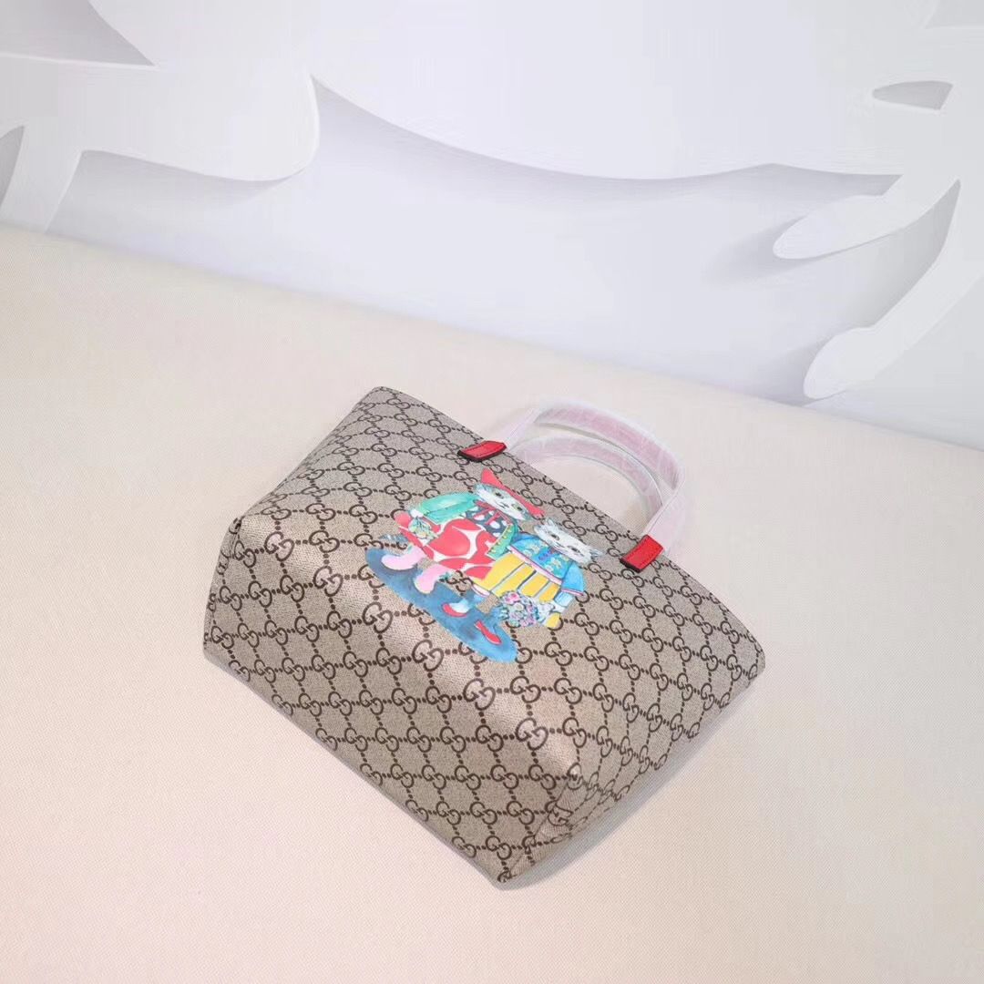 Gucci 21 x 20 x 10 cm