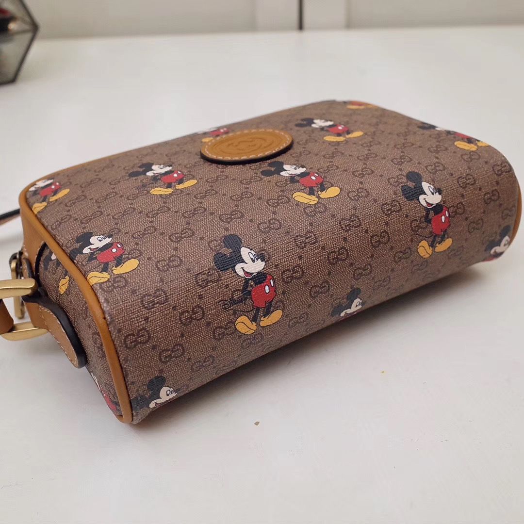Сумка клатч Gucci Disney