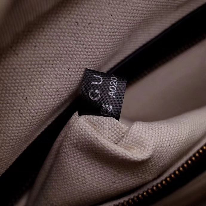 Сумка мессенджер Gucci