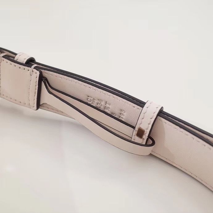 Поясная сумка Gucci GG Marmont