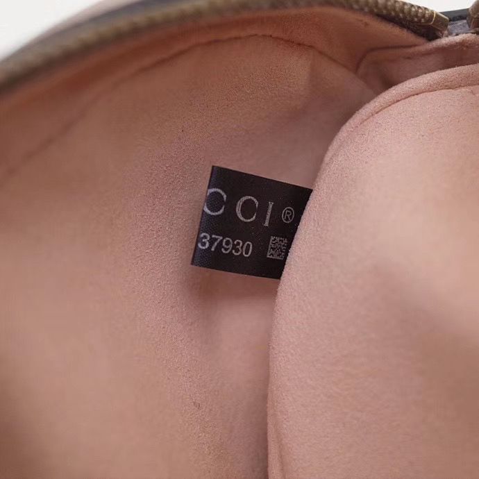 Поясная сумка Gucci Marmont GG