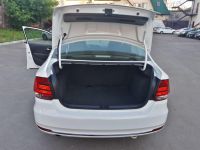 Volkswagen Polo 2019 г. белого цвета - багажник.