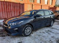 Kia Ceed 2019 г. Автомат (Черный) - вид спереди справа