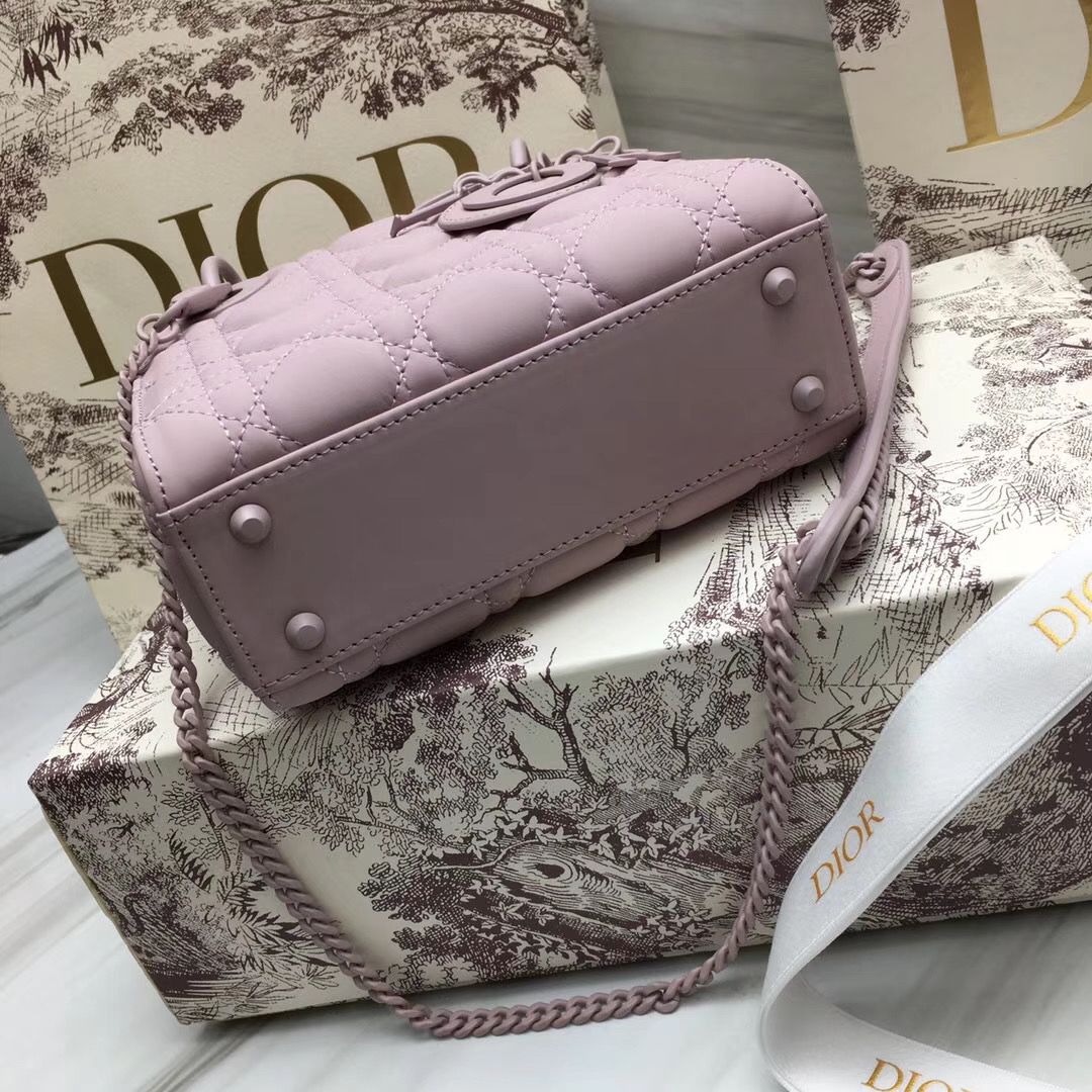 Lady Dior Mini 17 cm