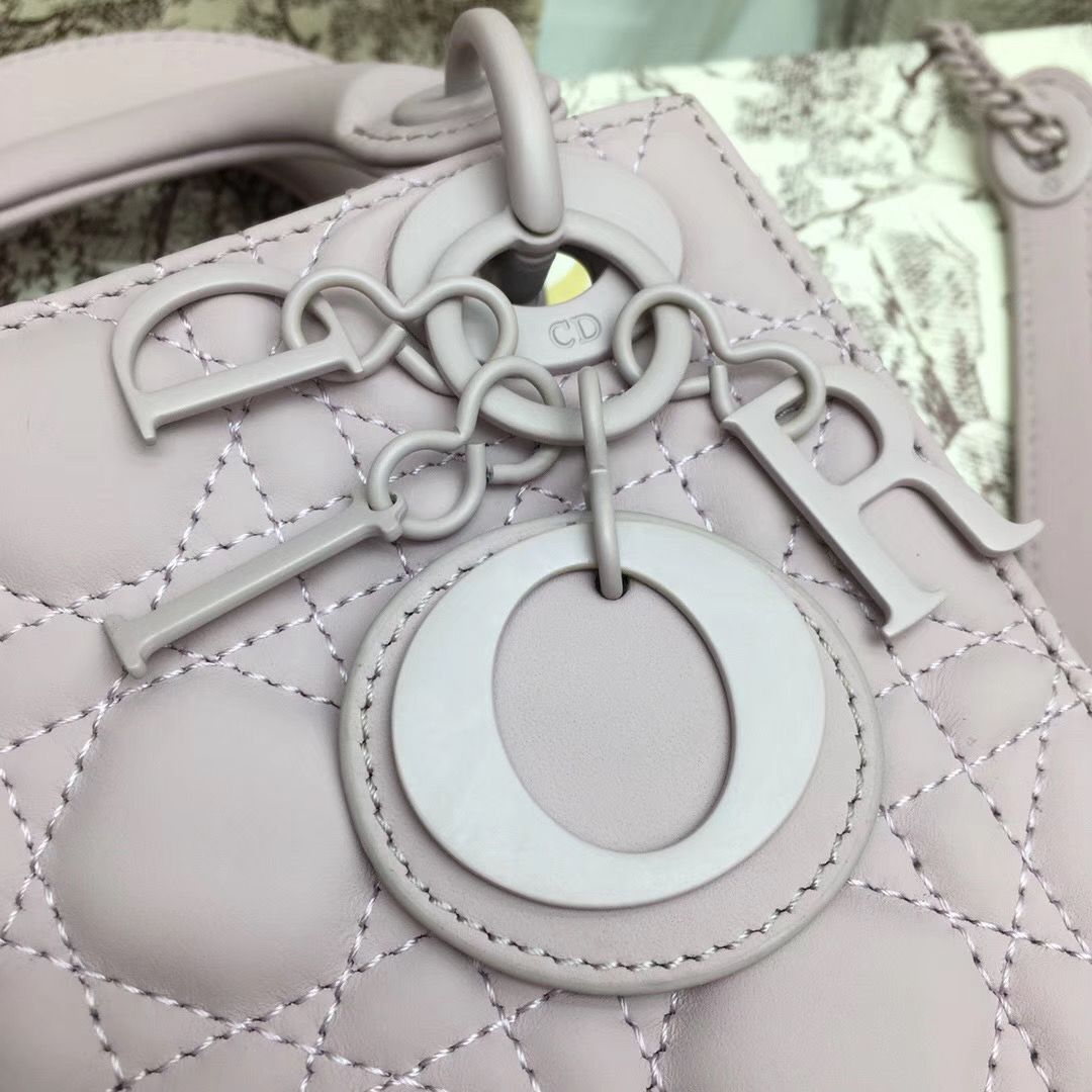 Lady Dior Mini 17 cm