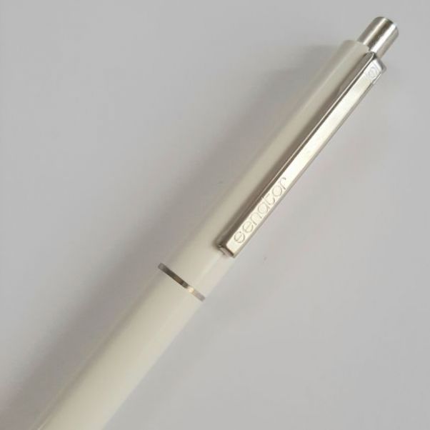 Белые ручки Senator Point