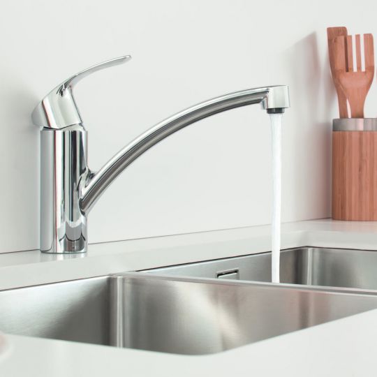 Смеситель Grohe Eurosmart New для кухни 30260002 ФОТО