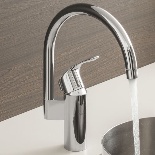 Смеситель Grohe Eurosmart New для кухни 33202002 ФОТО