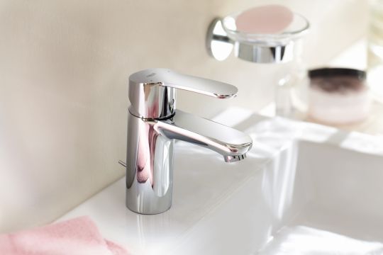 Смеситель Grohe Eurostyle Cosmopolitan для раковины 33552002 ФОТО