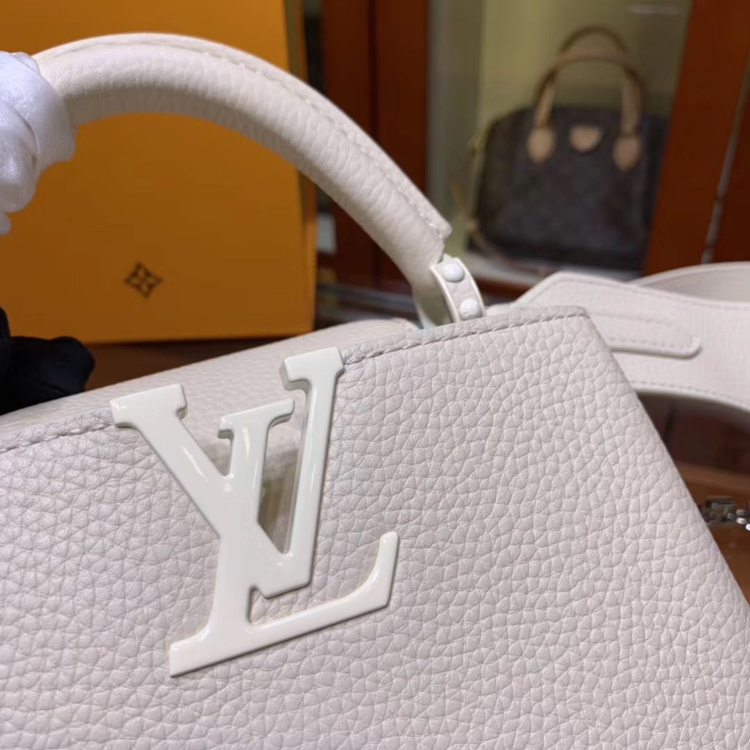 Louis Vuitton Cappucines 21 cm