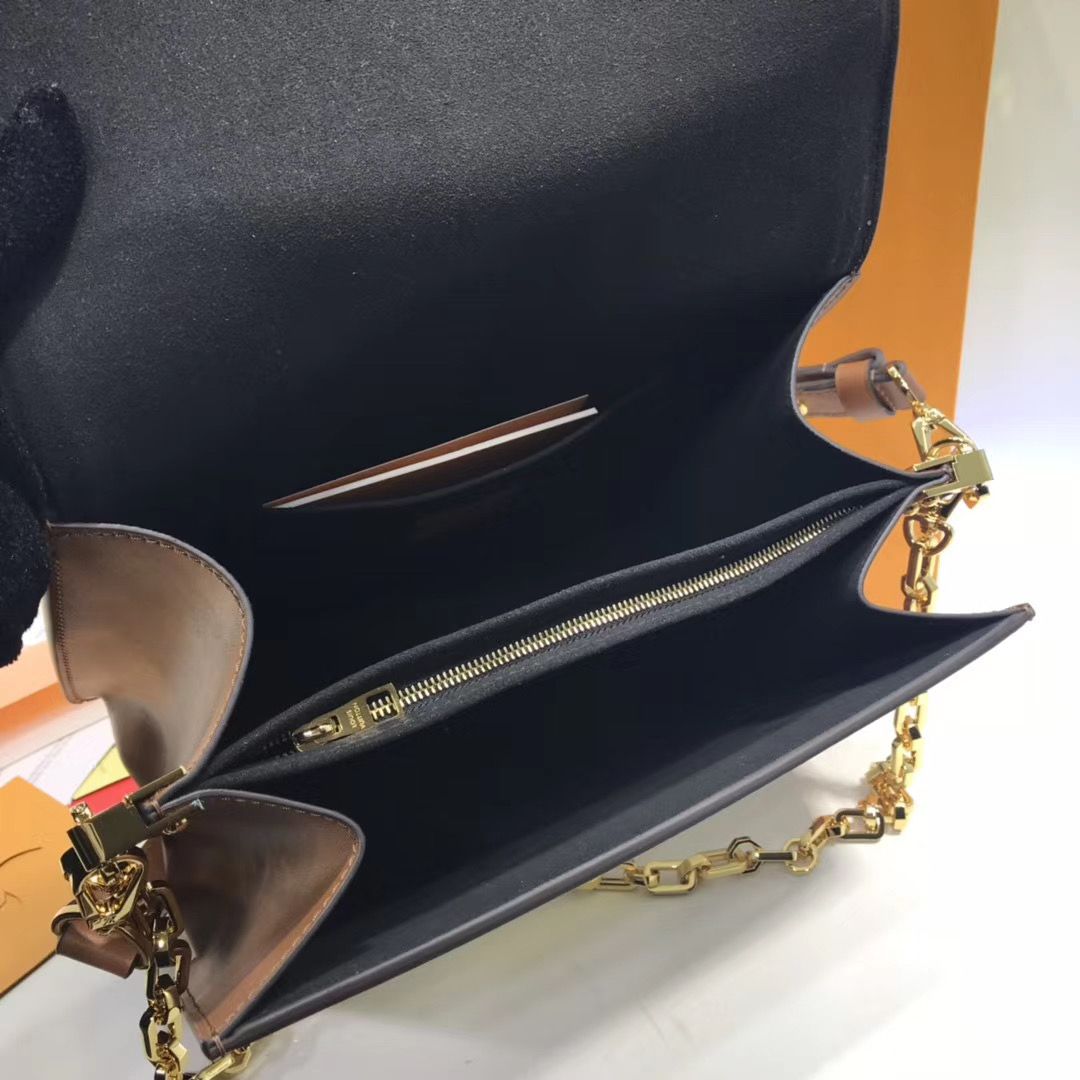Louis Vuitton DAUPHINE 25 cm