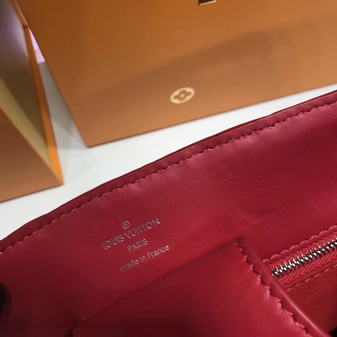 Louis Vuitton New Wave Tote