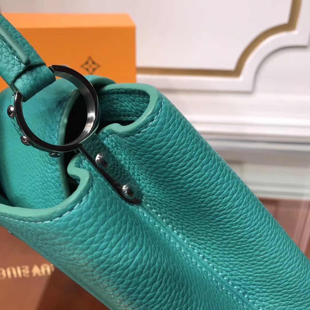 Louis Vuitton Cappucines 27 cm