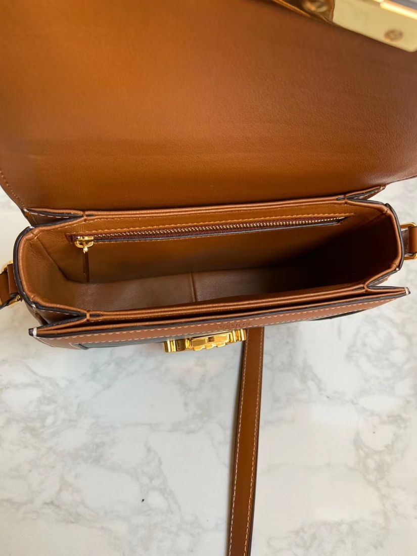 Клатч CELINE Triomphe Canvas