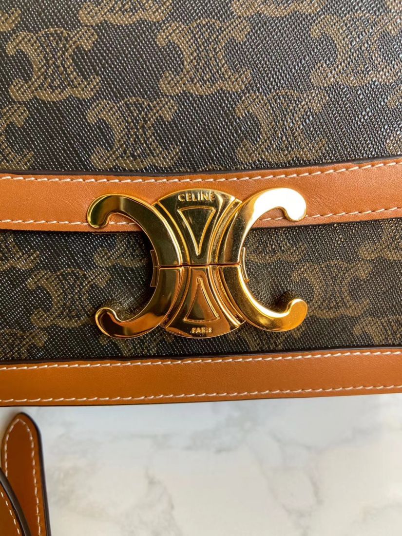 Клатч CELINE Triomphe Canvas