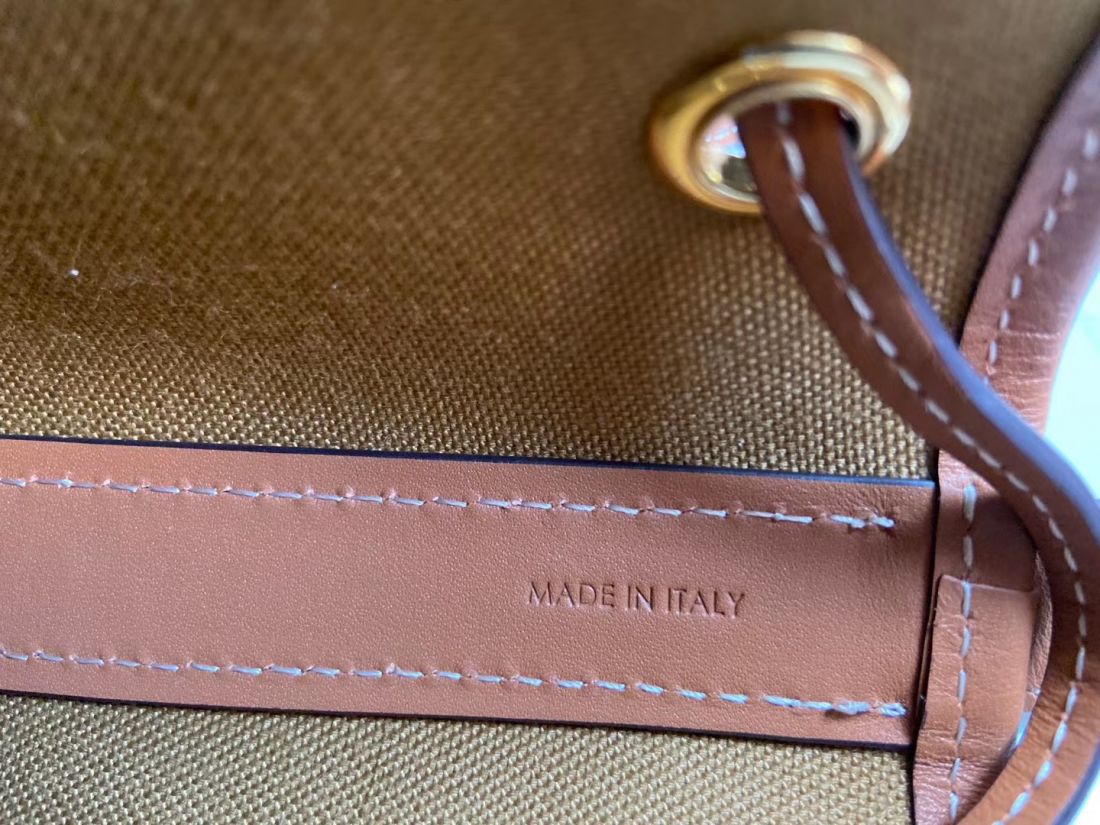 Сумка CELINE Triomphe Canvas Mini