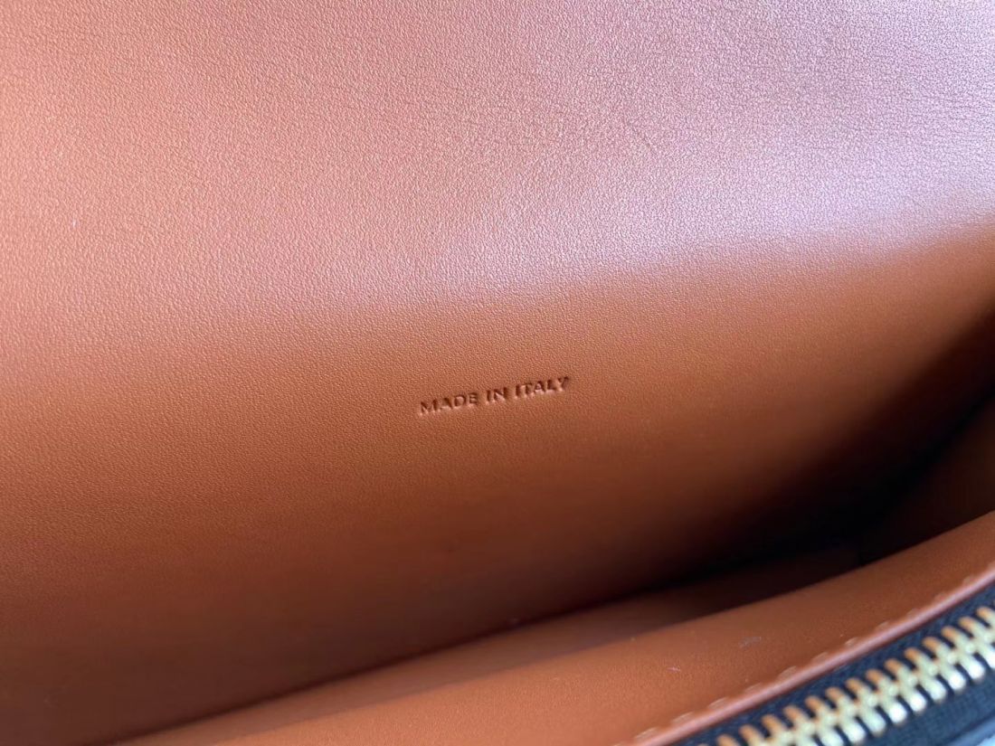 Клатч CELINE Triomphe Canvas