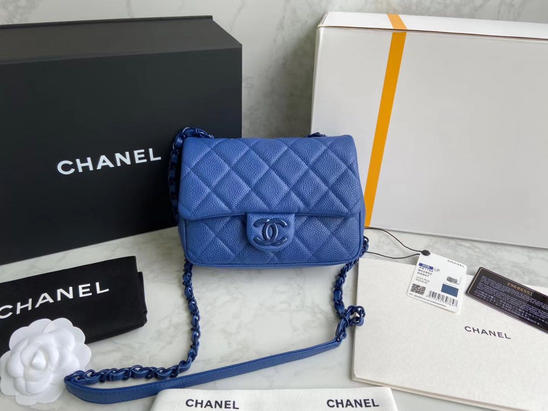 Shoulder Bag CHANEL  mini19 cm