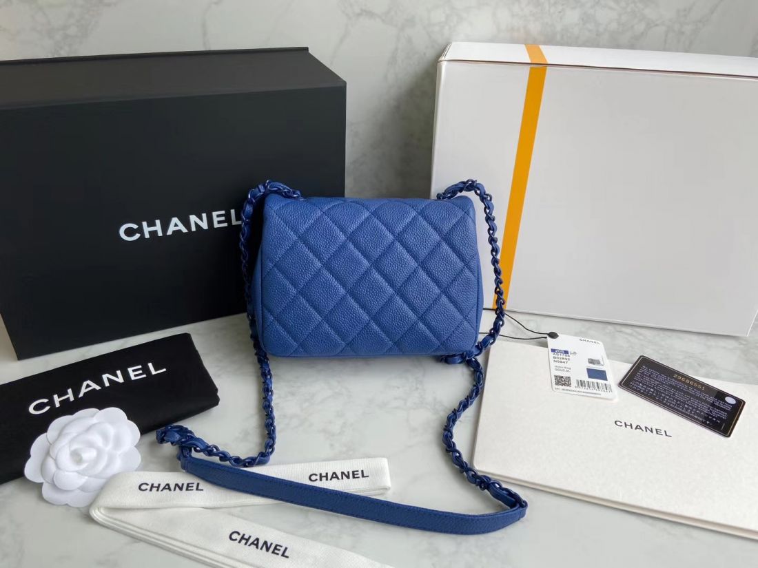 Shoulder Bag CHANEL  mini19 cm