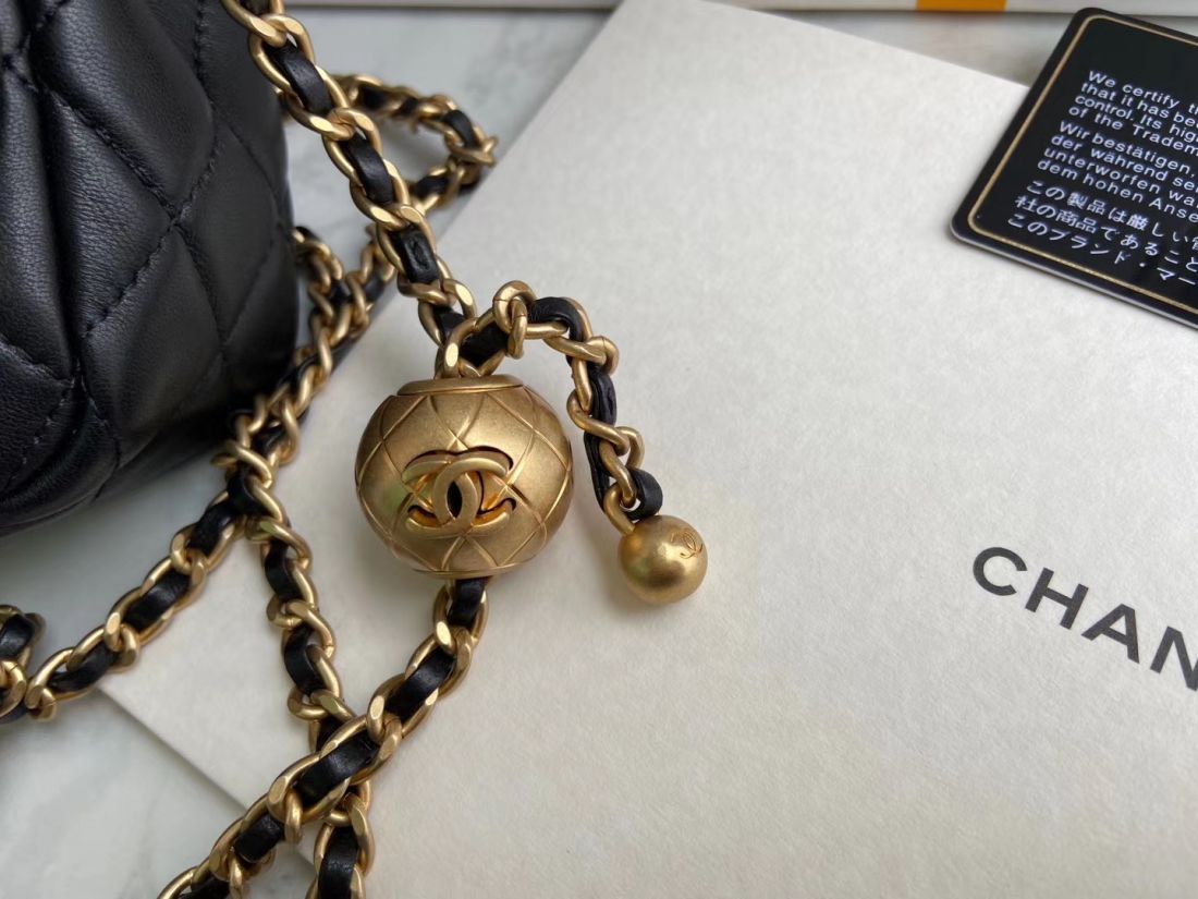 CHANEL Shoulder Flap Bag 20 cm