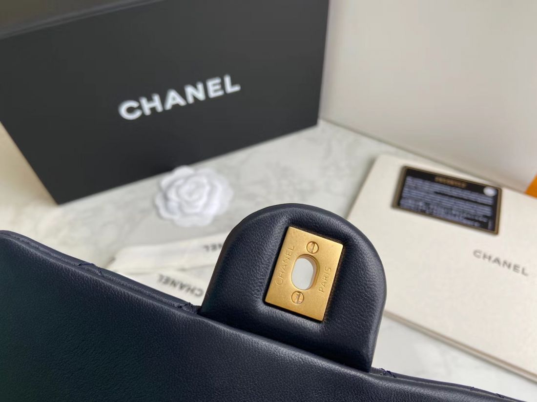 CHANEL Shoulder Flap Bag 20 cm