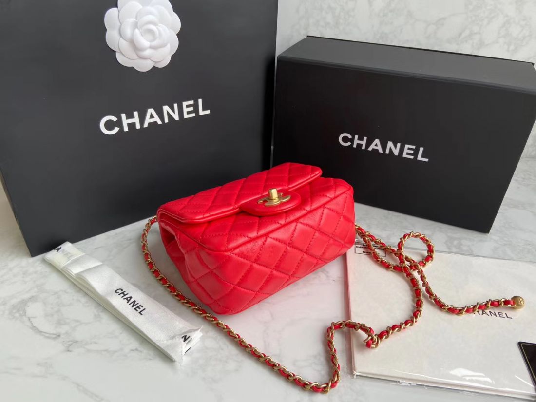 CHANEL Shoulder Flap Bag 18 cm
