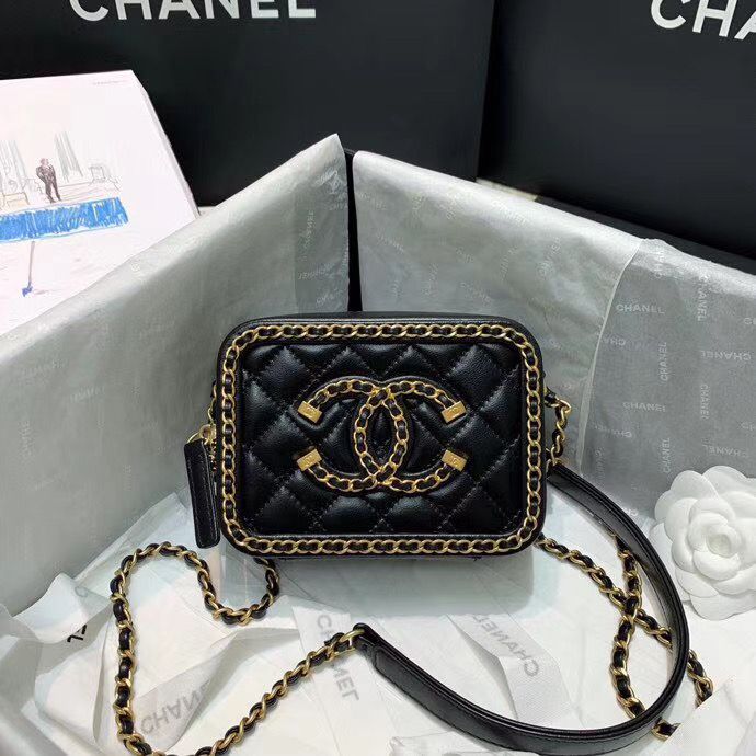 Клатч Chanel 19 cm