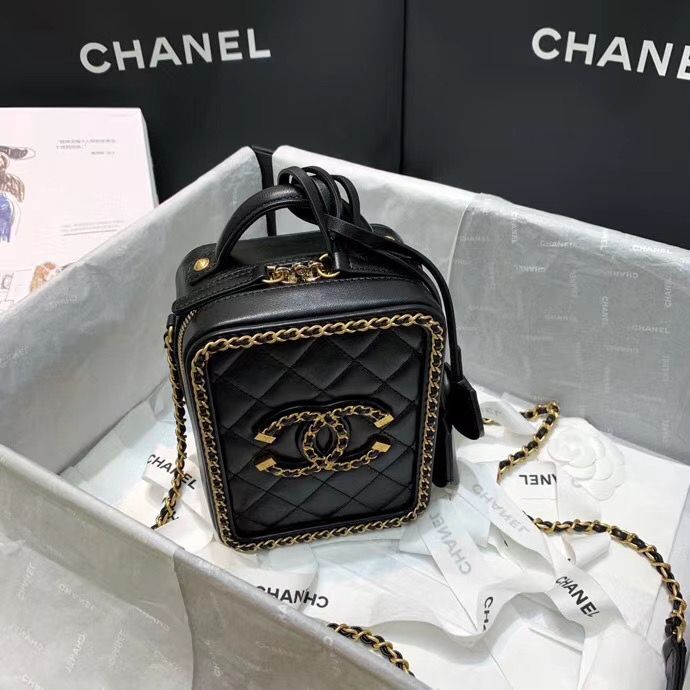 Клатч Chanel 19 cm