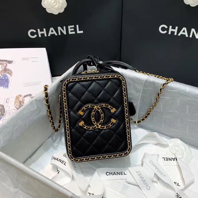 Клатч Chanel 19 cm