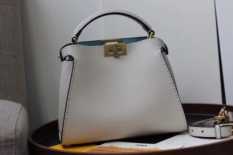 FENDI PEEK-A-BOO 27 cm