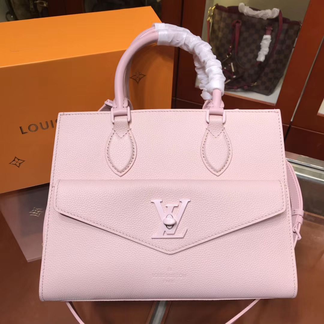 Louis Vuitton Lockme Tote