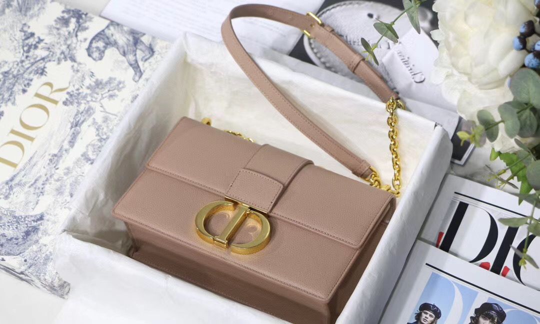 Dior 30 Montaigne