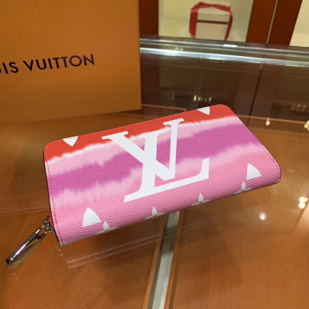 Кошелек Louis Vuitton Zippy
