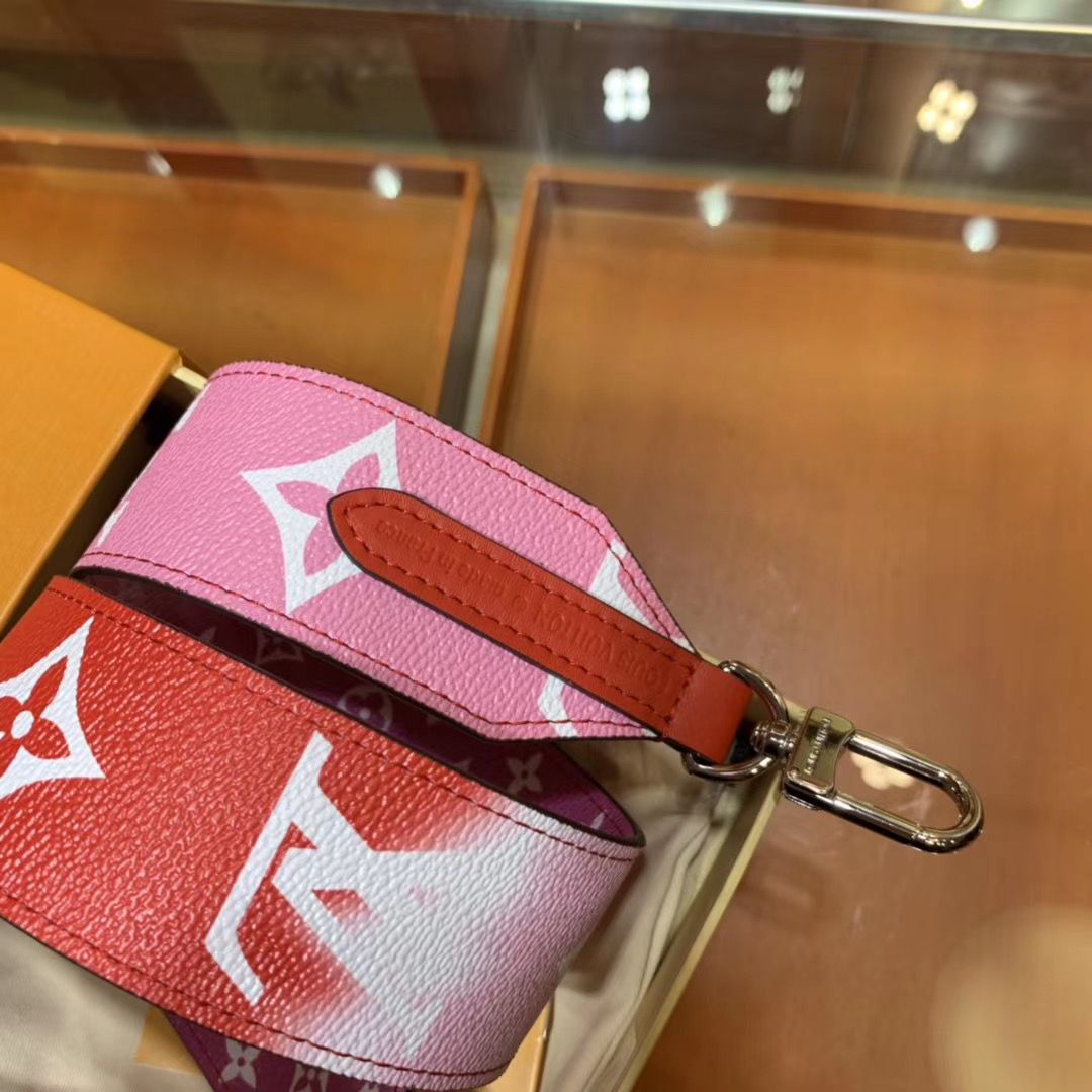 Плечевой ремешок Louis Vuitton