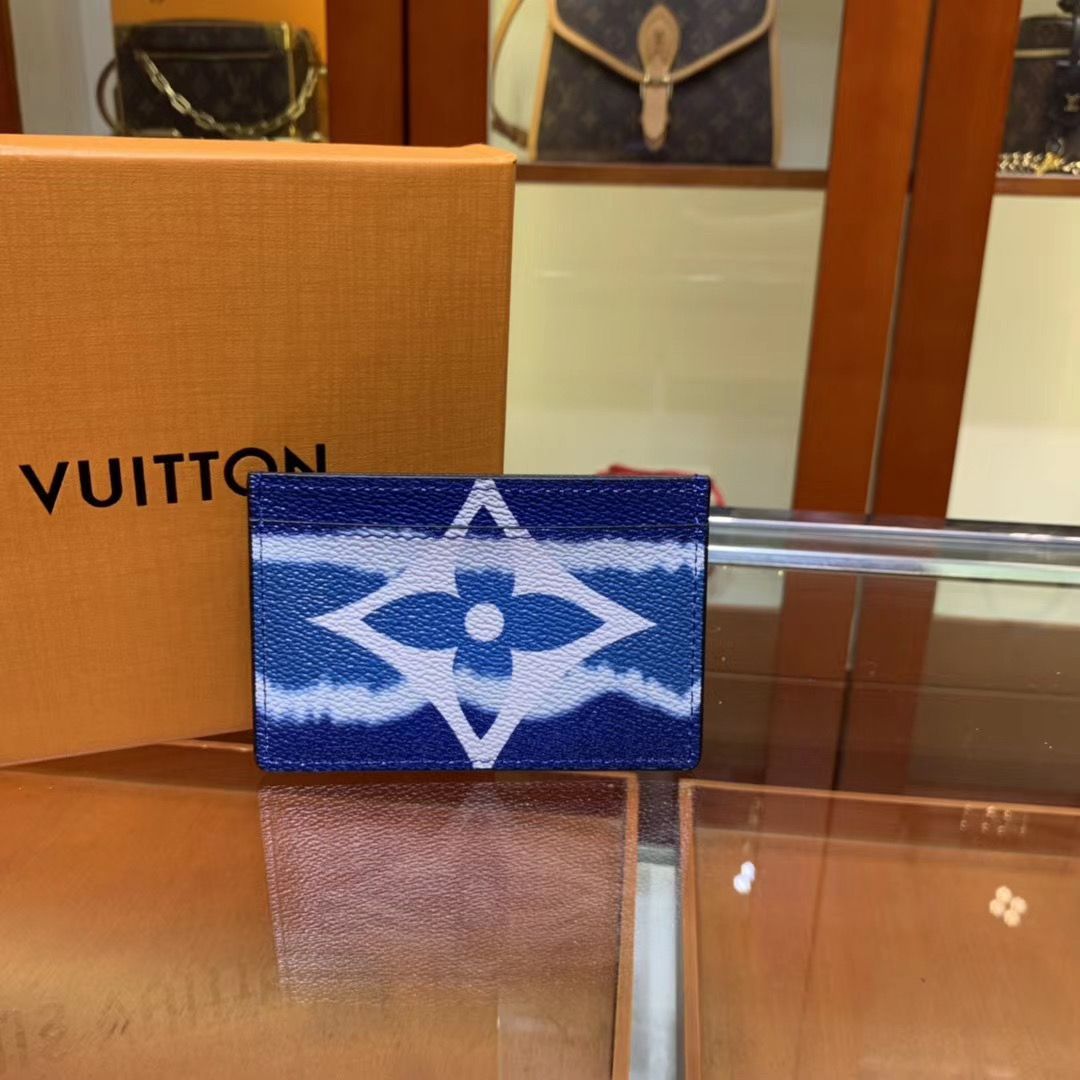 Визитница Louis Vuitton