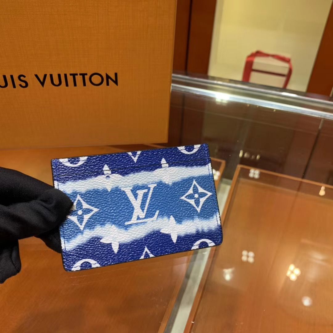 Визитница Louis Vuitton