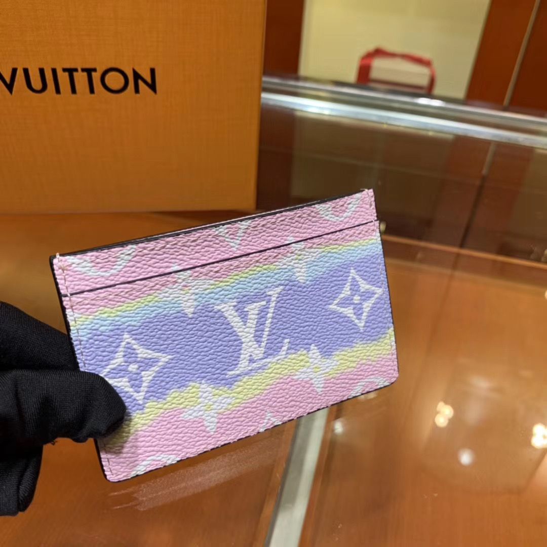 Визитница Louis Vuitton