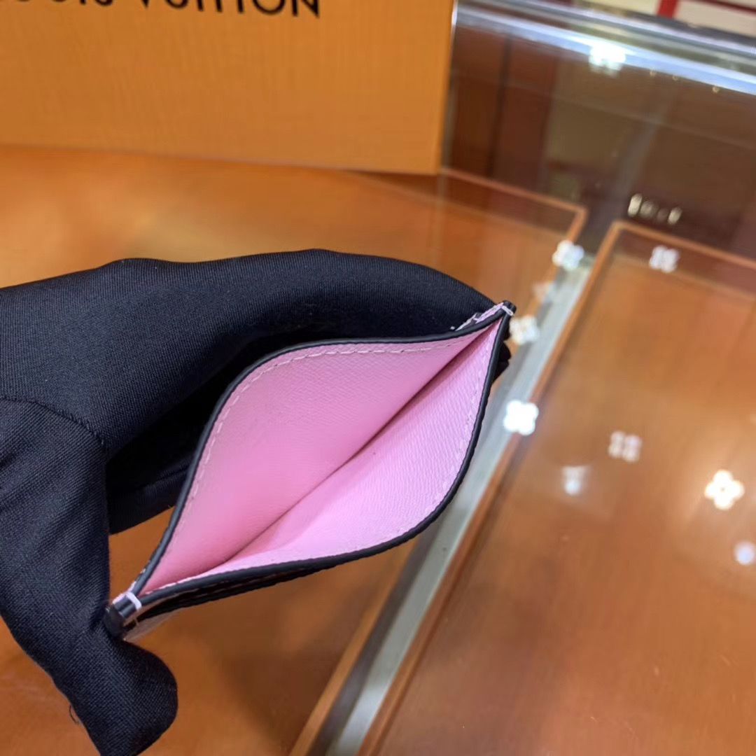 Визитница Louis Vuitton