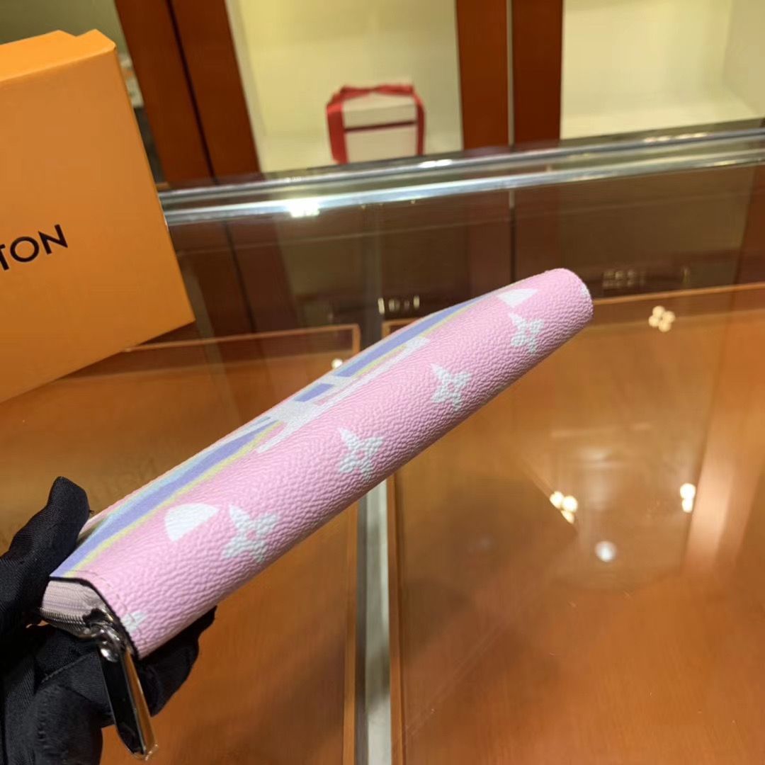 Кошелек Louis Vuitton Zippy