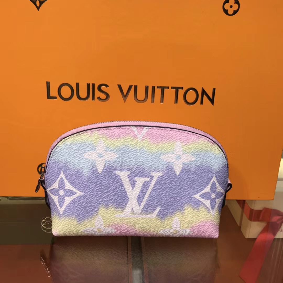 Косметичка Louis Vuitton