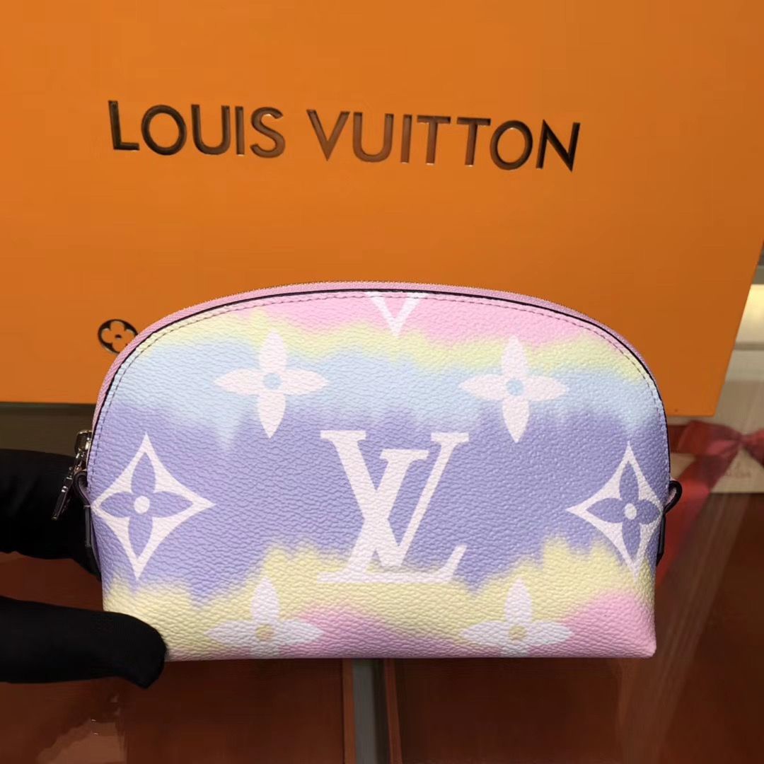 Косметичка Louis Vuitton