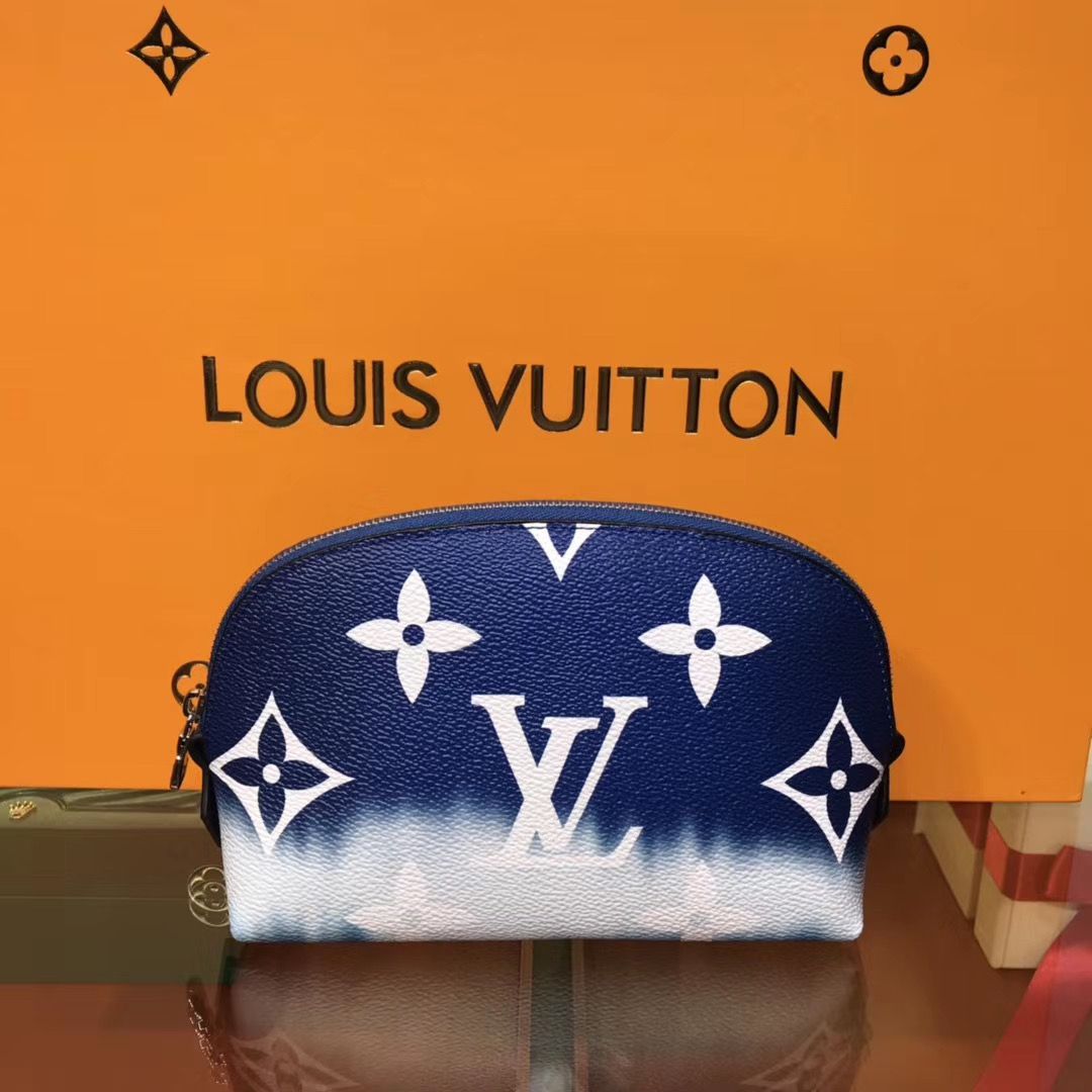 Косметичка Louis Vuitton